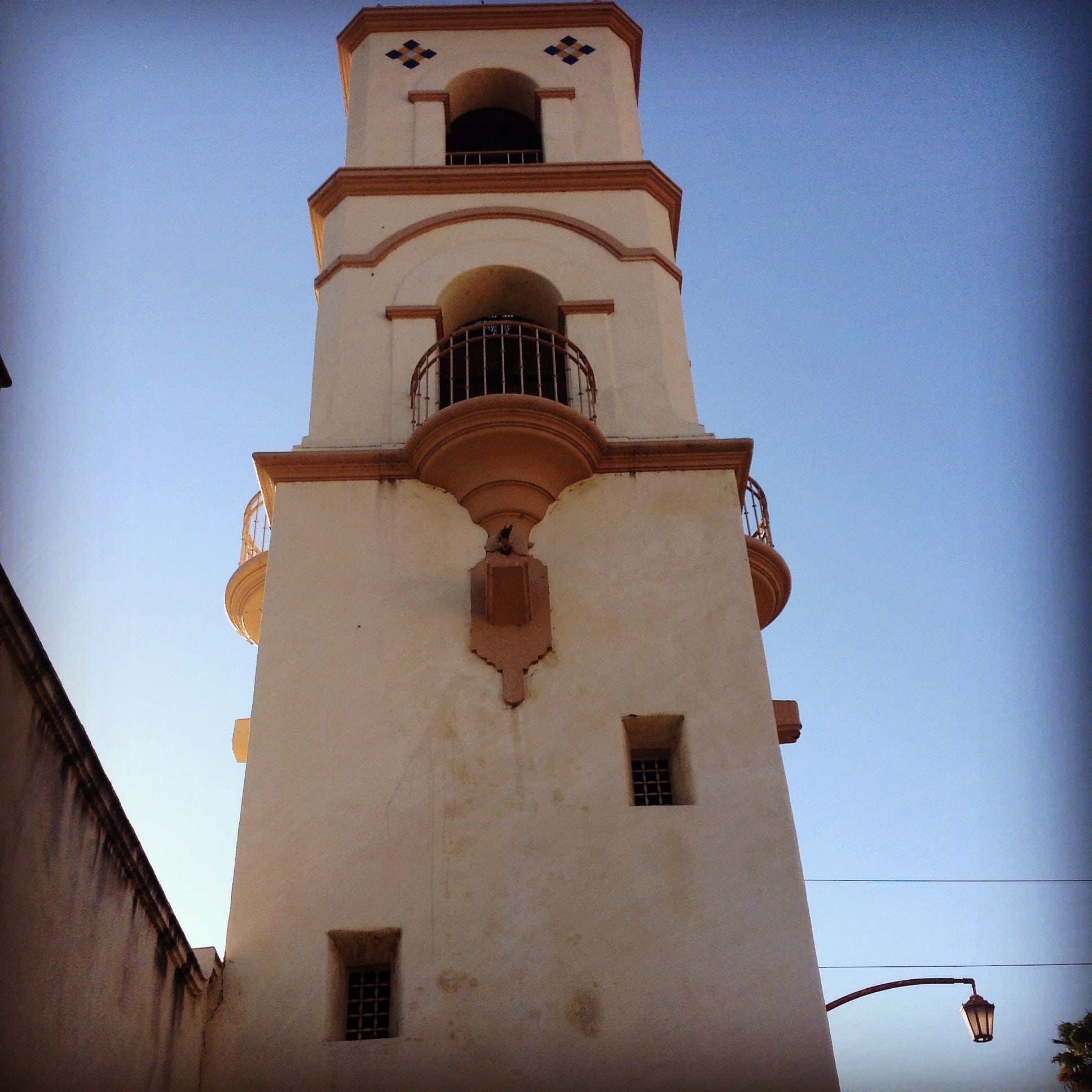 Ojai Guide - This Ugly Beautiful City