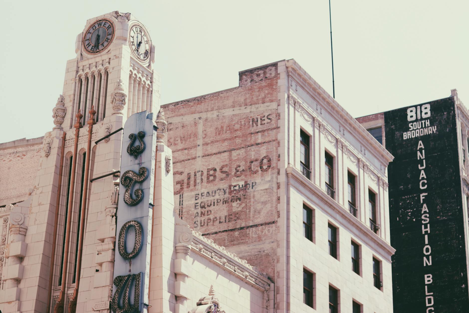 Spend A Day in Downtown Los Angeles - This Ugly Beautiful City